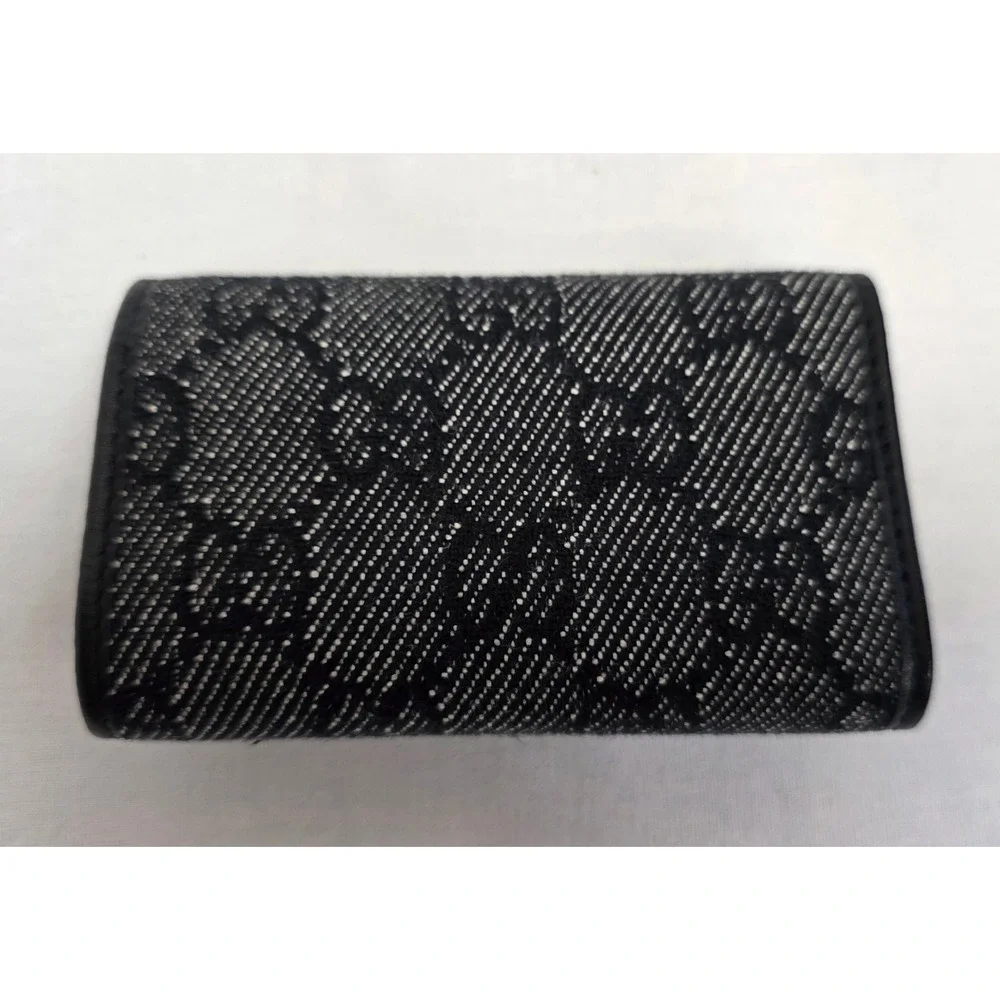Gucci GG Monogram Denim 6 Hook Key Case Black Leather Trim Made in Italy